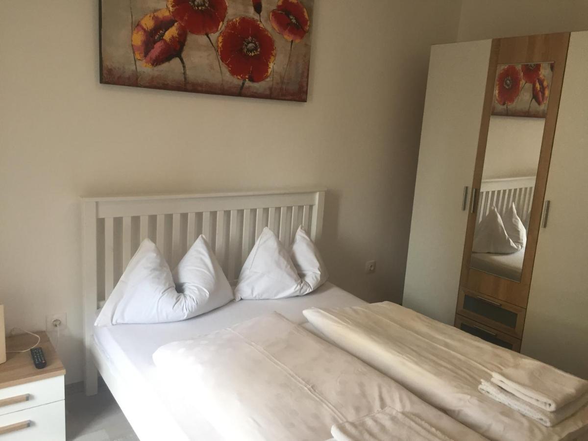 Aki Studio Apartman Brassó Kültér fotó