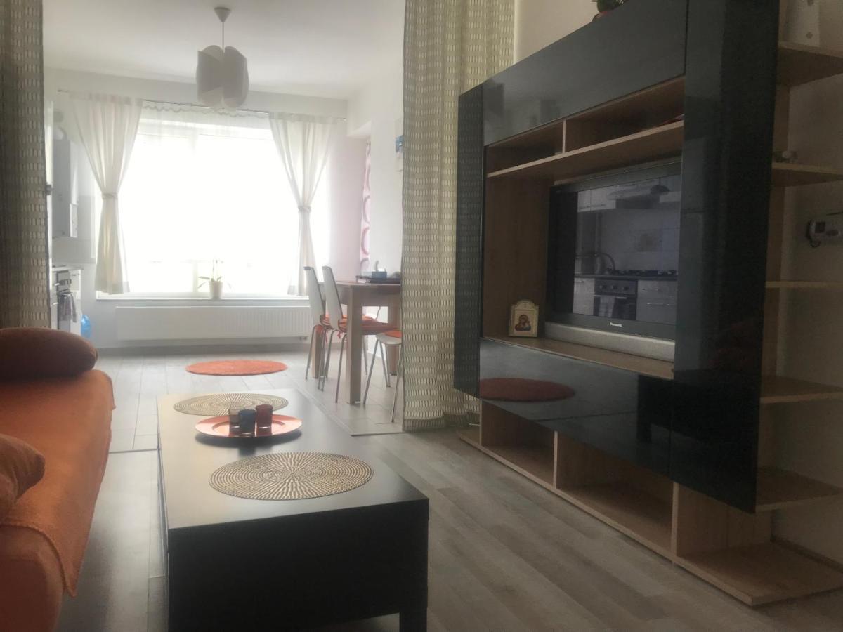 Aki Studio Apartman Brassó Kültér fotó